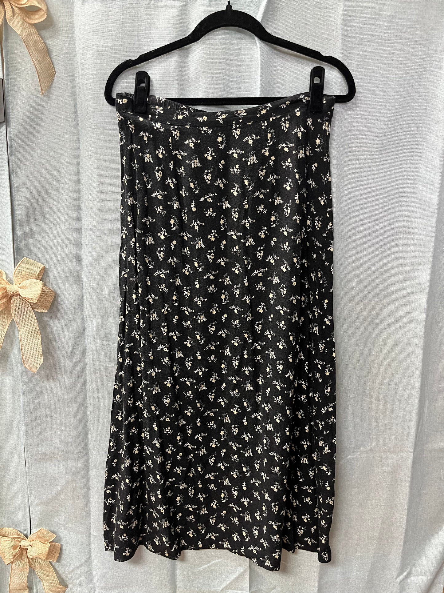 Black Floral Long Skirt-Size L