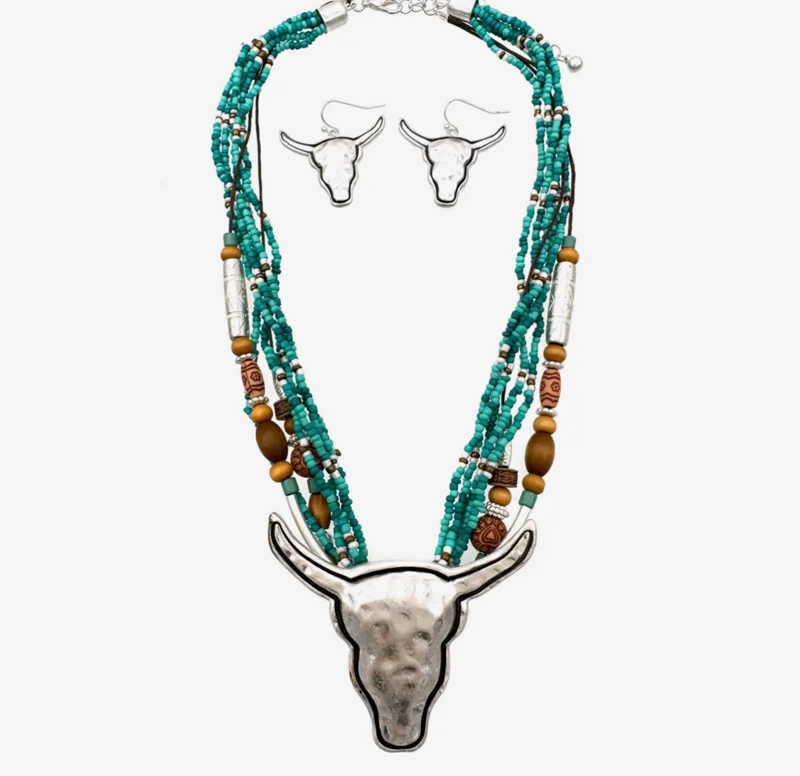 Navajo Bead Longhorn Pendant Necklace Set