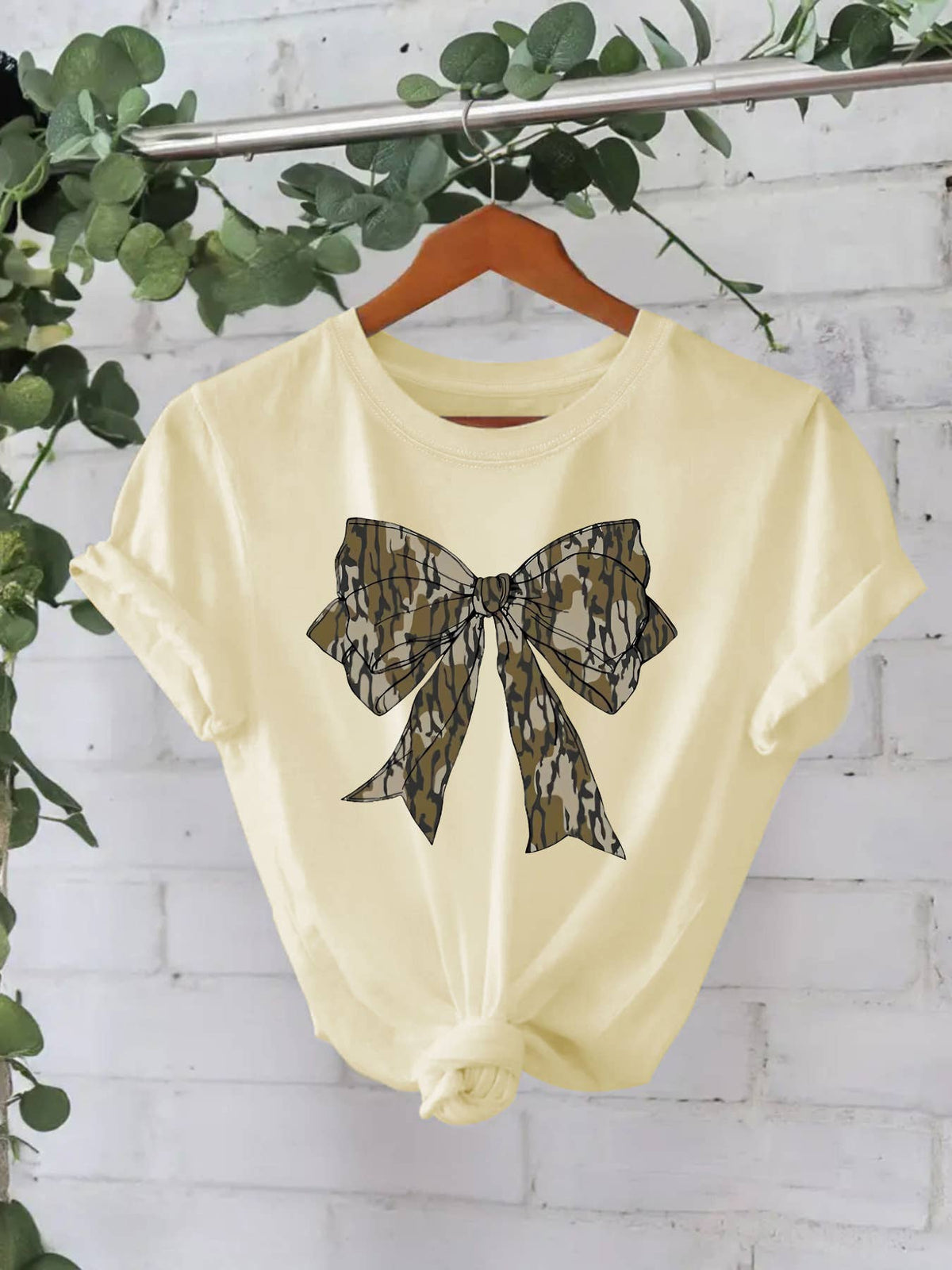 Camo Coquette Bow Graphic tee short sleeve crewneck