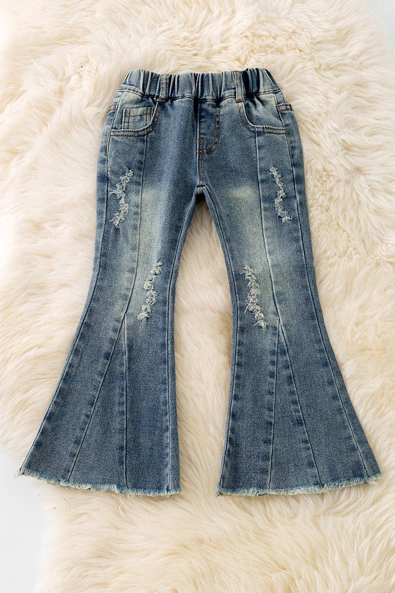 Stretchy waistband bootcut denim pants.